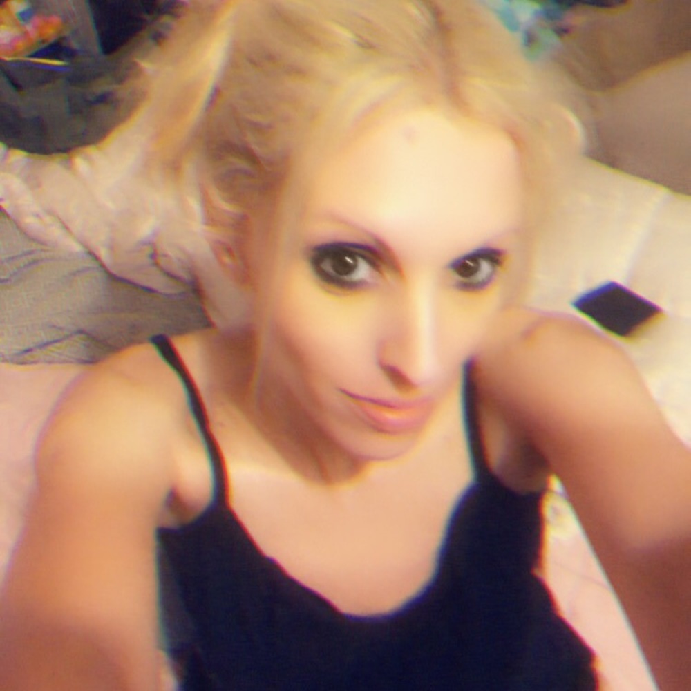 Meet your Posher, Brittani